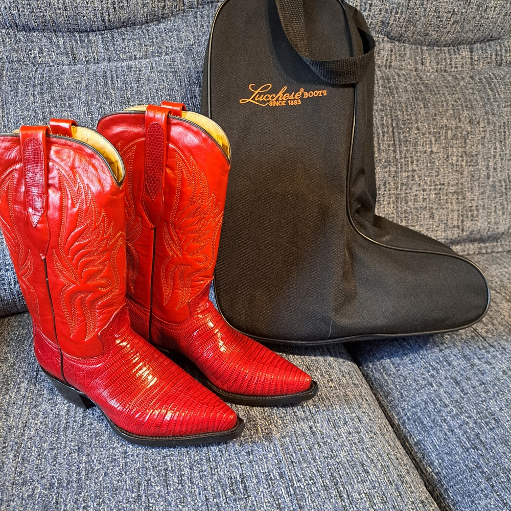 Corral Bold Red Heeled Boots - Picture 2 of 12